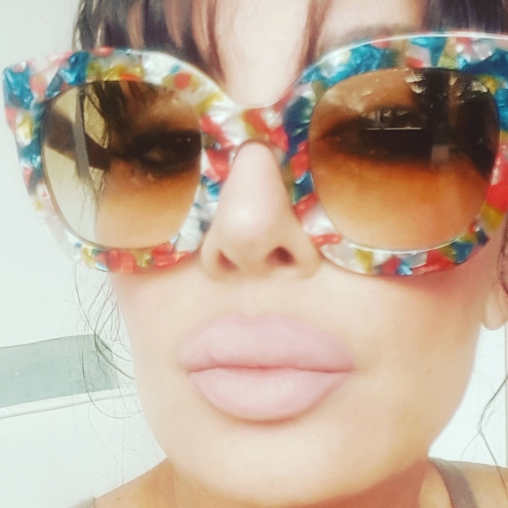 Gucci Colorful Women's Sunglasses - Picture 7 of 7
